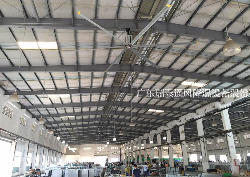 瑞泰風(fēng)工廠車間用大型工業(yè)吊扇，大型廠房應(yīng)用案例